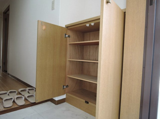 【玄関】 | コルティーレ緑ヶ丘 | 毎日通る玄関はこちらです