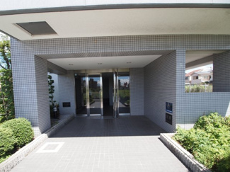 【エントランス】 | コルティーレ緑ヶ丘