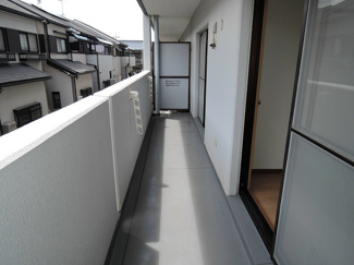 【バルコニー】 | コルティーレ緑ヶ丘 | 落ち着いた時間を過ごせるバルコニーです