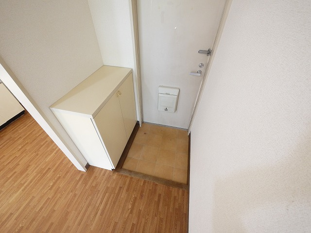 ヴィラージュ島田の玄関|明るい玄関です