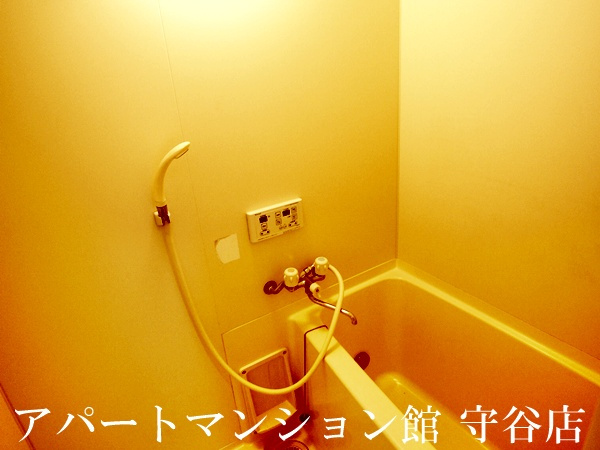 ストリームの浴室