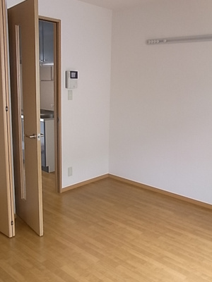 【居間・リビング】 | アベニーレ弘明寺