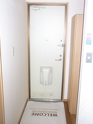 【玄関】 | アベニーレ弘明寺