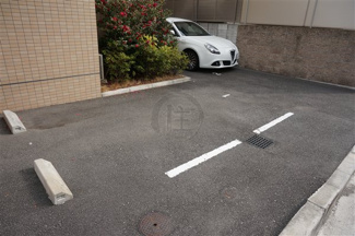 【駐車場】 | 敷地内駐車場です