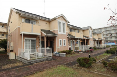 【外観】 | Maison Verdure Ｂ(メゾンべルデュール） | 専用庭付きのお部屋です♪