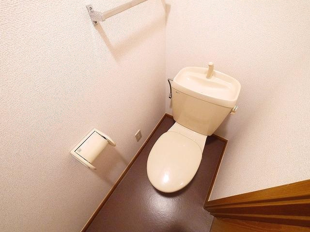 シャトレー富堂Aのトイレ|シンプルで使いやすいトイレです