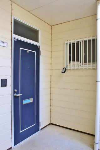 ファミリープラザFの玄関