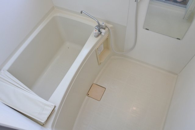 ファミリープラザFの浴室