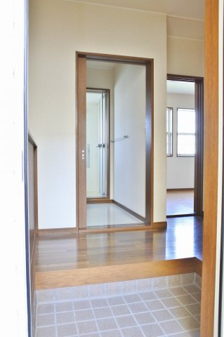 ファミリープラザFの玄関