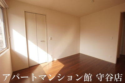 【寝室】 | ボナール | 反転です