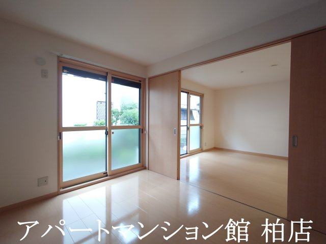 ヴィルヌープⅢの洋室