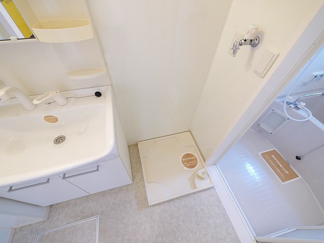 リビングタウン新大宮　Ｄ棟の設備|洗濯機置き