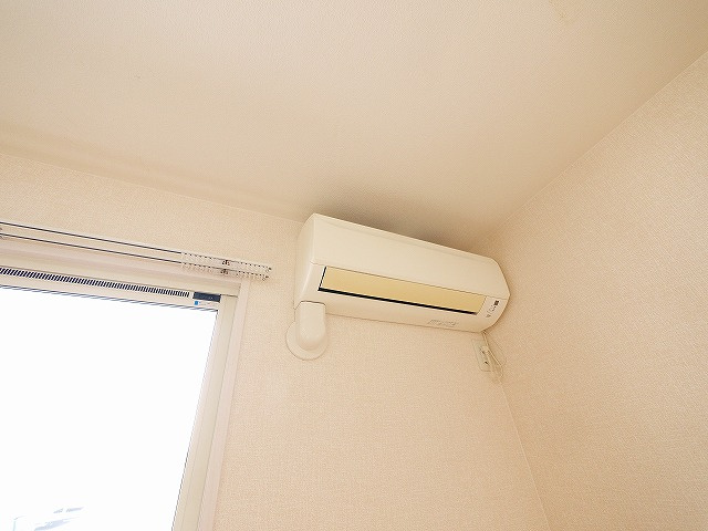 リビングタウン新大宮　Ｄ棟の設備|エアコン