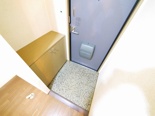 プレミールアオノの玄関|落ち着いた玄関です