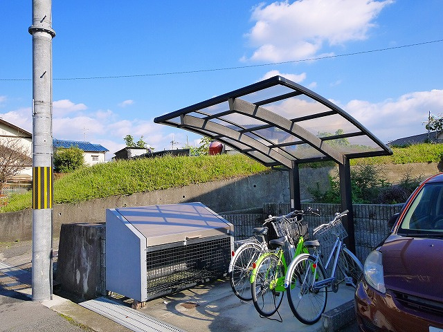 プレミールアオノのその他共用部分|自転車置き場