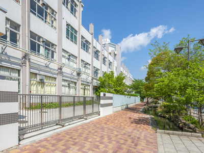 【地図】 | 江戸川区鹿骨1丁目2号棟新築戸建 | 江戸川区立鹿骨中学校　距離220m