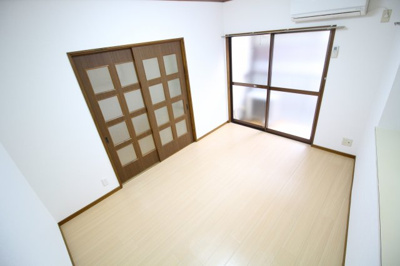 【寝室】 | グリーンパレス