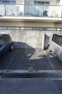 【駐車場】