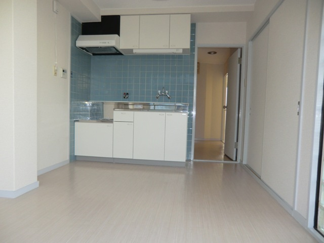 大阪市淀川区木川西１丁目の賃貸マンションの居間・リビング