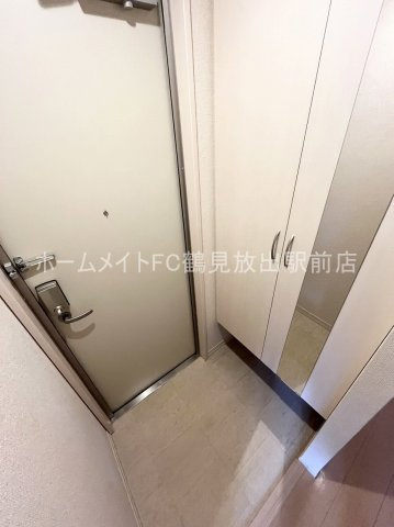 サニーガーデン鶴見の玄関