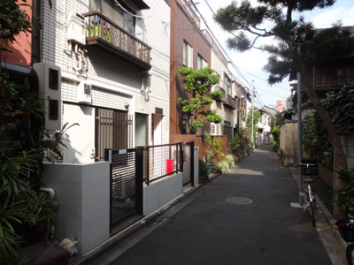 【周辺】 | ジュネス根岸 | ジュネス根岸　物件前　閑静な住宅街で静かな環境！