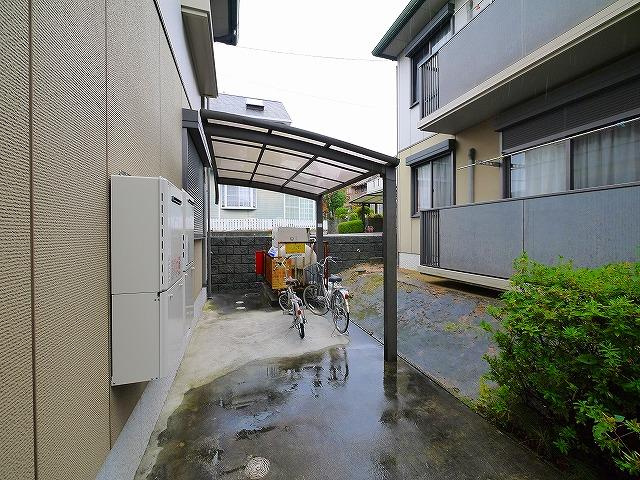 パークヒルC（谷）のその他共用部分|屋根付き駐輪場です