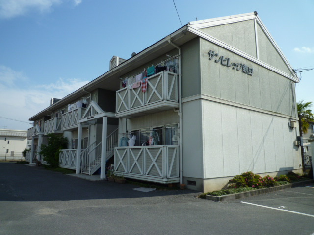 倉敷市新田のアパートの外観