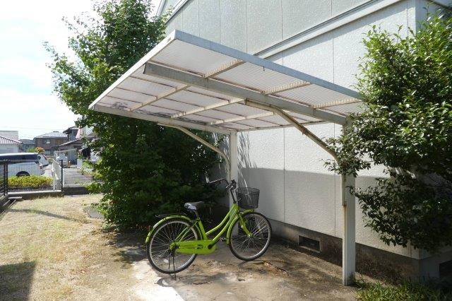 倉敷市新田のアパートのその他共用部分|自転車置き場
