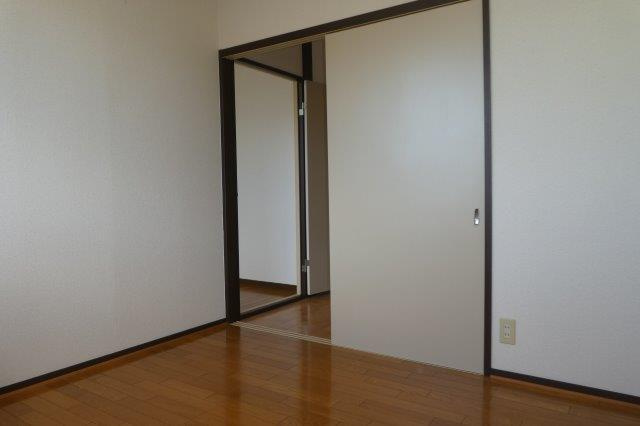 コーポサンライトⅡの洋室