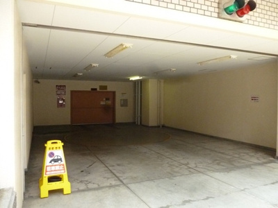 【駐車場】 | 上野ロイヤルハイツ