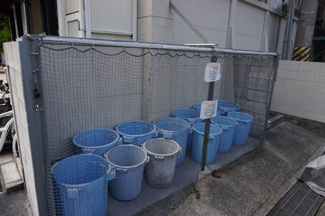 【その他共用部分】 | 敷地内ゴミステーション