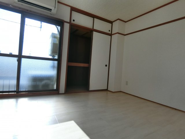 【寝室】 | 桃井マンション