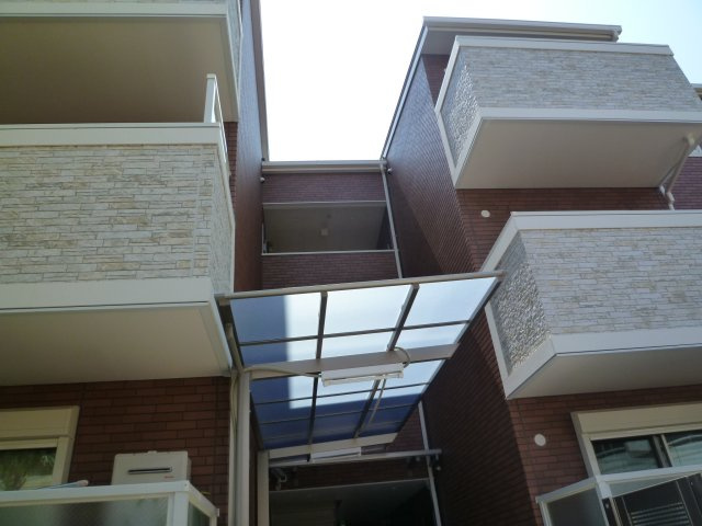 大阪市西成区天神ノ森２丁目のアパート