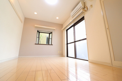 【寝室】 | エトワール国立