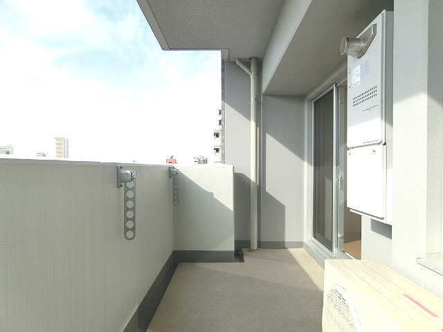 ParkAxis台東根岸のバルコニー|ワイドバルコニー開放感あります