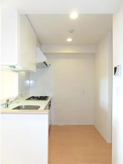 ParkAxis台東根岸の設備|大型冷蔵庫や食器棚配置できるスペースあります