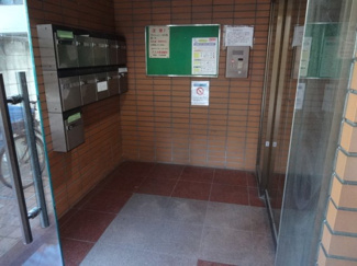 【エントランス】