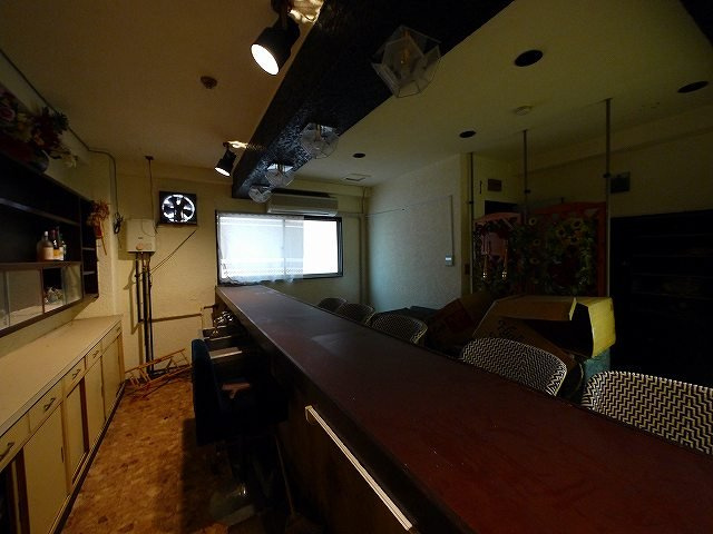 岡田ビル（川原城町）