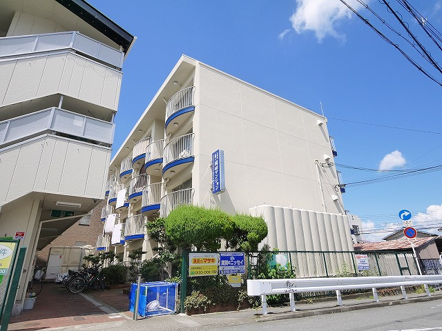 岡田マンションの外観|外観です