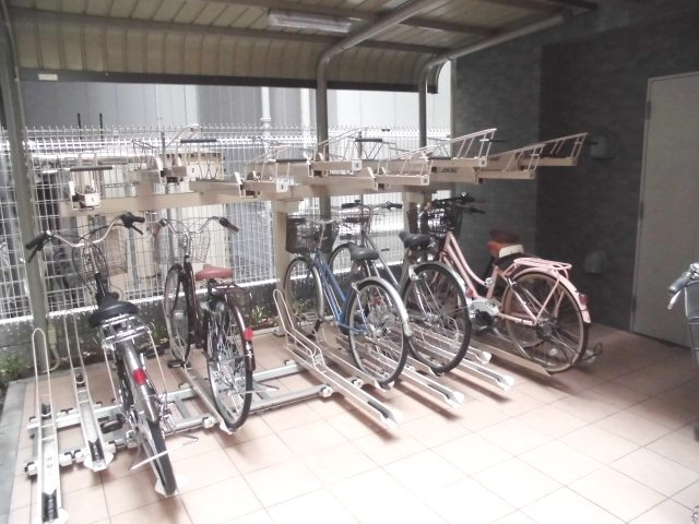 グリンヒル本郷元町のその他共用部分|駐輪場