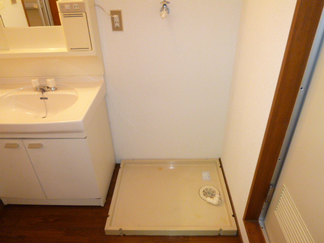 ビバリーヒルズ大上のその他|洗濯機置き場