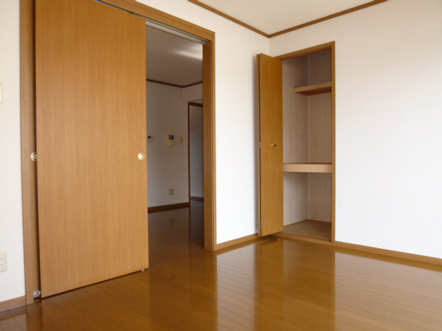 倉敷市北畝６丁目のアパートの洋室