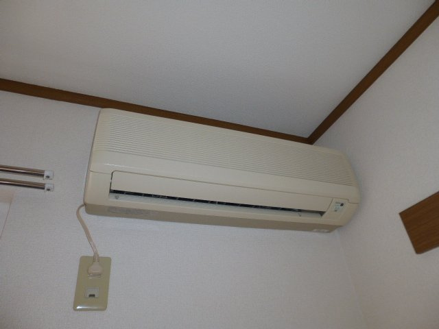 倉敷市北畝６丁目のアパートの設備|エアコン
