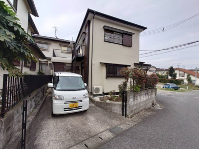 【駐車場】 | 赤井町貸戸建 | 敷地内駐車場完備してます♪