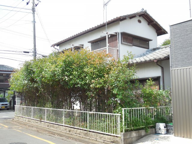 鴻巣市箕田の売地の前面道路含む現地写真