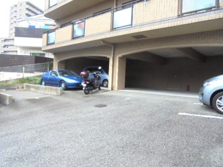 【駐車場】 | 敷地内駐車場★