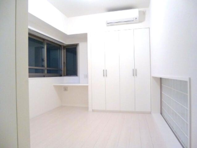 ParkAxis新御徒町Eastの内装|６．２帖洋室です