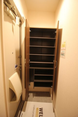 【玄関】 | ラークヒルズ