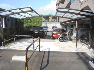 【その他共用部分】 | ベルヴュー南が丘 | バイク置き場★