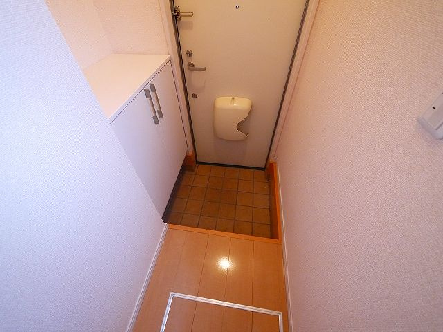 クレストハウスの玄関|シンプルで使いやすい玄関です